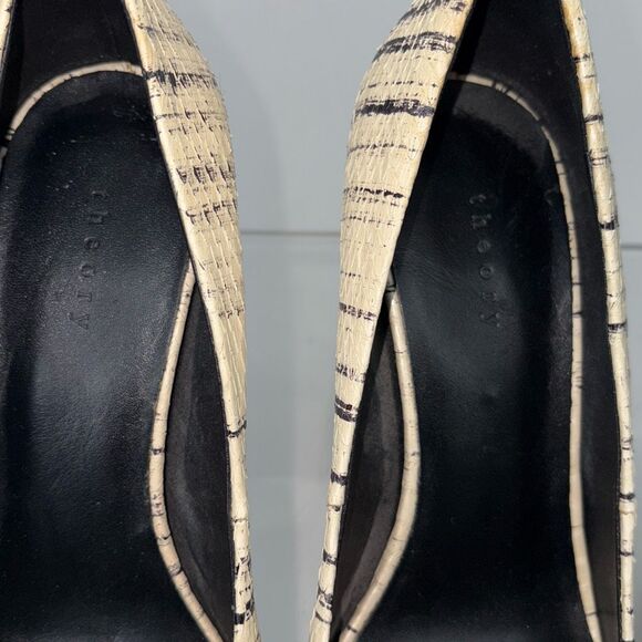 Theory Leather City Pump Pointed Toe Kitten Heel Cream‎ Black 37/6.5 - Picture 10 of 14